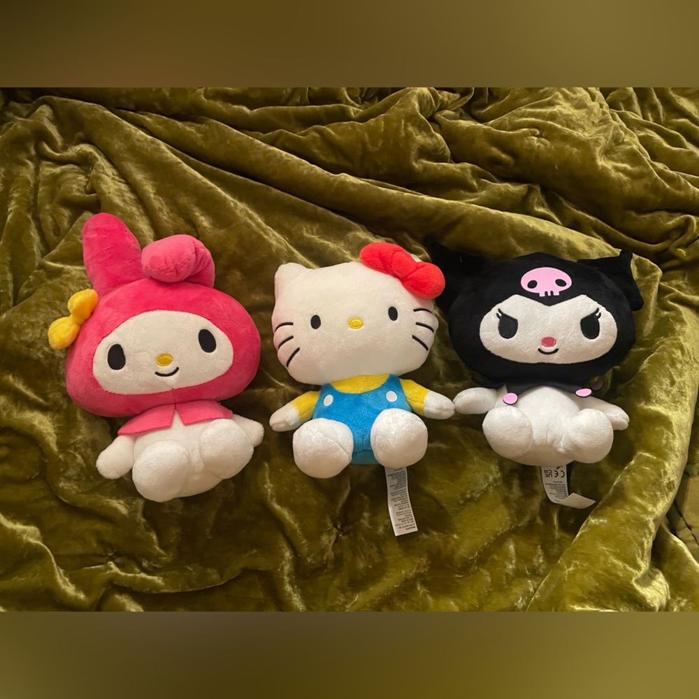 Hello Kitty & Friends